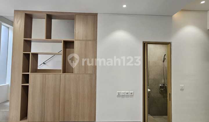 Good House In Bsd City Fully Furnished Corner Position Ready to Live In 2