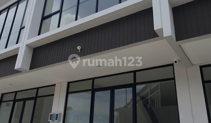 2-Storey Shop House in Gading Serpong Ready for Business, Strategic Location 2-Storey Shop House in Gading Serpong Ready for Business, Strategic Location