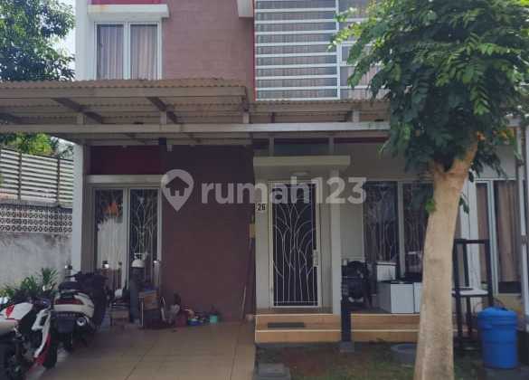 A nice house in Gading Serpong Milano, 2 floors, fully renovated, ready to occupy.