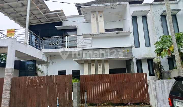 Exclusive, Comfortable, Quiet, and Secure Residence in a Developing Area 2