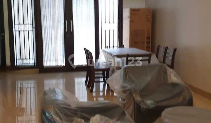 Harga Murah Rumah Furnished 1 1/4 Lt di Batununggal Mulia 2