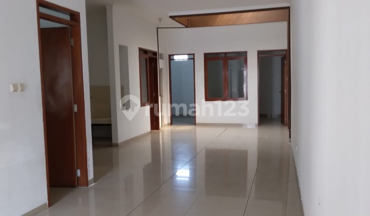 Sewa Rumah Siap Huni Taman Holis Indah 3 KT, Bandung 1