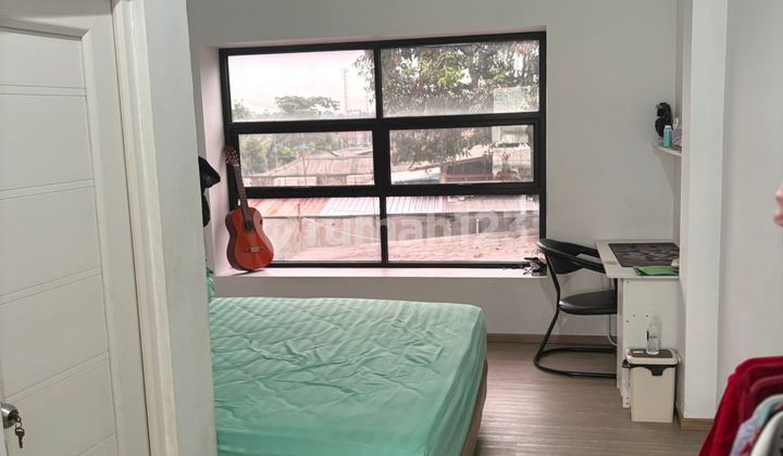 Rumah 3 Lantai Dengan Tanah 3000 M2 Untuk Hunian Dan Usaha 2