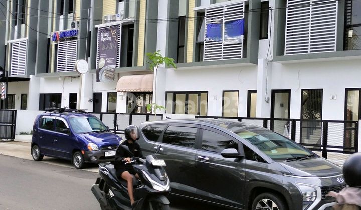 Ruko Siap untuk Usaha Pasti Cuan Jl.raya Prima Harapan Regency 2
