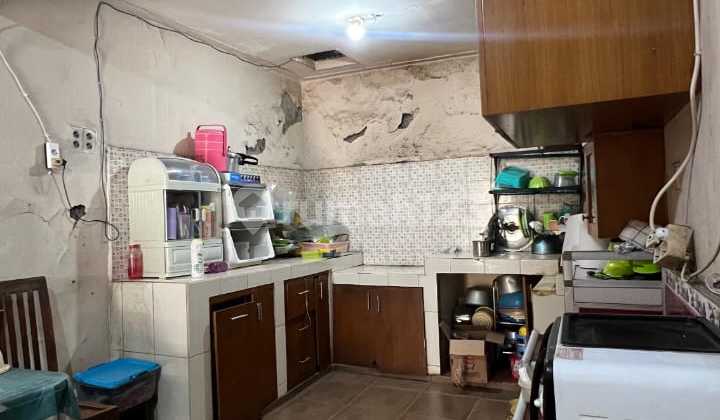 Duta Kranji Complex House 2