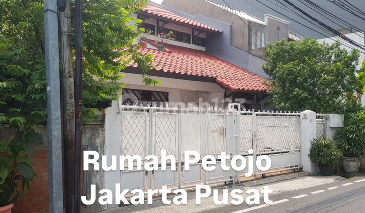 Rumah 2 Lt Luas Tanah 300 M2 Petojo Jakarta Pusat