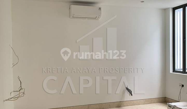 Minimalist House in Setra Duta Complex Bandung 2