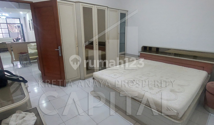 Rumah Asri 2 Lantai Lokasi Strategis di KomplekTaman Mutiara Cimahi Tengah 2