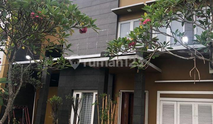 Rumah Mewah Full Furnished Dua Lantai, Nyaman,Aman 1