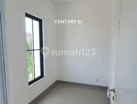 RUMAH BAGUS 2 LANTAI SIAP HUNI DI JABABEKA 2