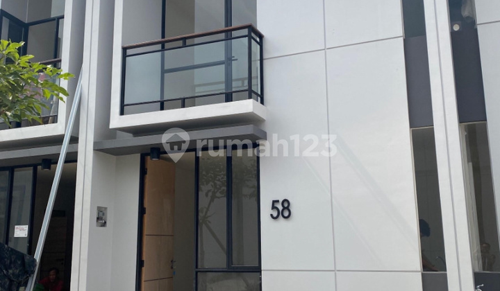 Disewakan Cepat Rumah Cendana Essence Lippo Karawaci Murah 2 Kamar Semi Furnish