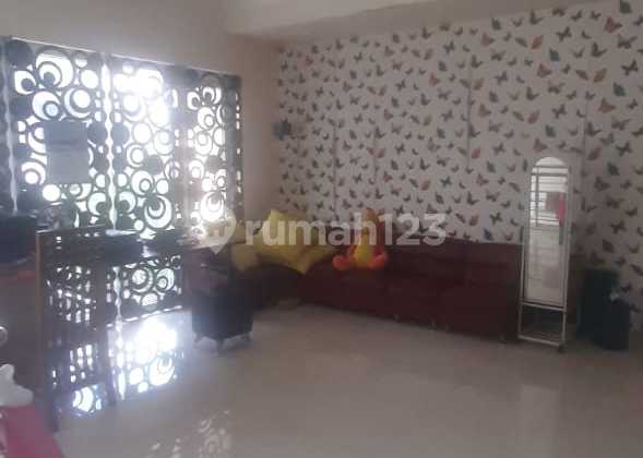 Ready-to-Occupy House in the Heart of Gayamsari, Semarang 2