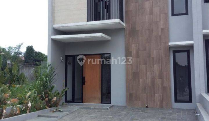 Rumah Over Krediit Di Pinggir Jalan Raya.cikaret 1