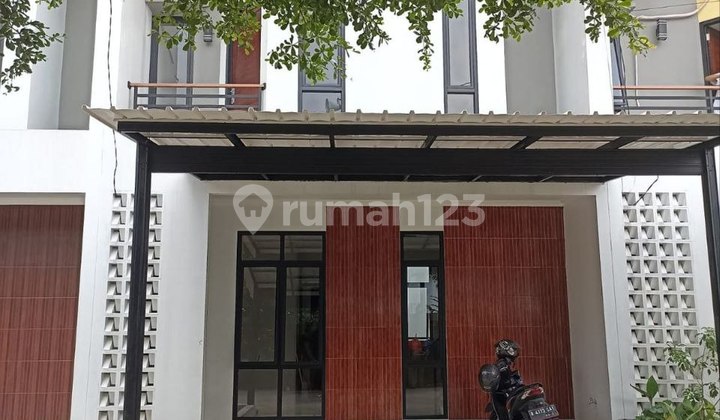 Over Kredit Rumah 2 Lantai Bojongsari Depok 1