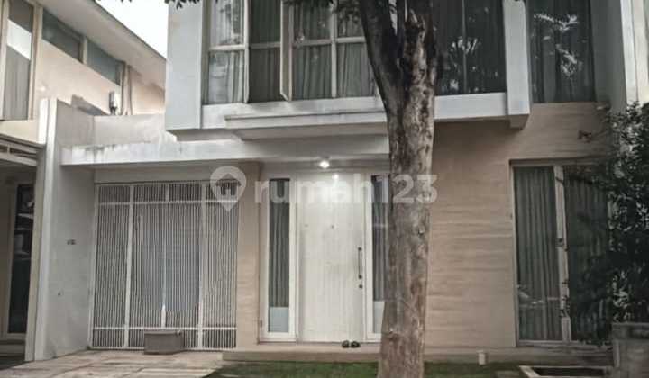 For Sale / Rent Second Hand House 3 Floors Pakuwon Indah