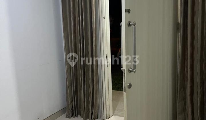 Jual / Sewa Rumah Second 3Lt Pakuwon Indah 2