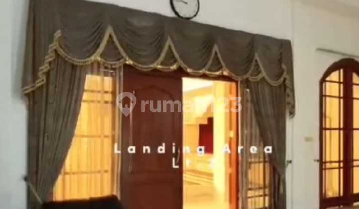 Strategic Gubeng Area House for Sale Strategic Gubeng Area House for Sale