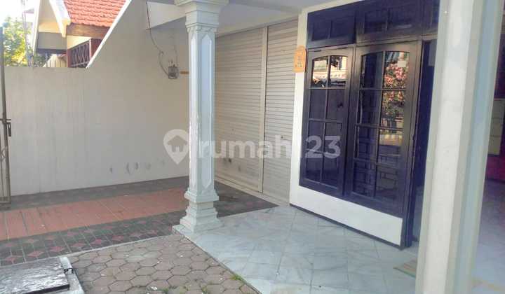 Dijual Rumah Strategis Row Jalan Lebar Sutorejo 2