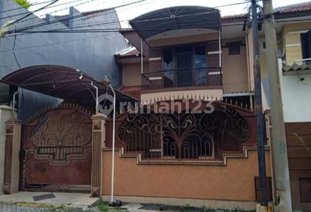 Dijual Rumah Second 2Lt Lebak Indah Regency