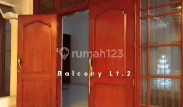 Strategic Gubeng Area House for Sale Strategic Gubeng Area House for Sale