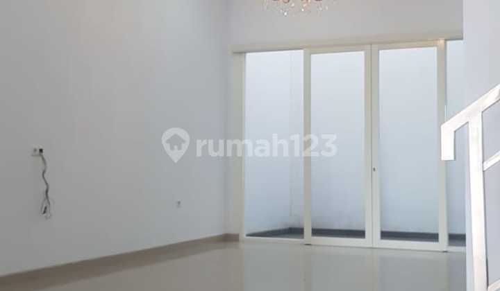 For Sale Imperial Palm Beach Pakuwon City House 2