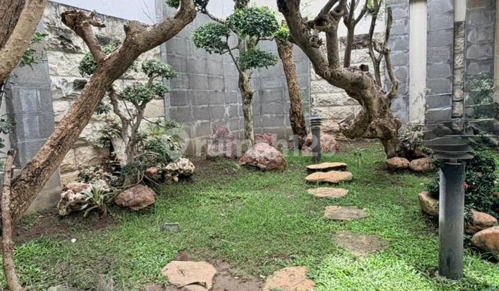 For Sale Ready-to-Live House Virginia Regency Pakuwon City 2