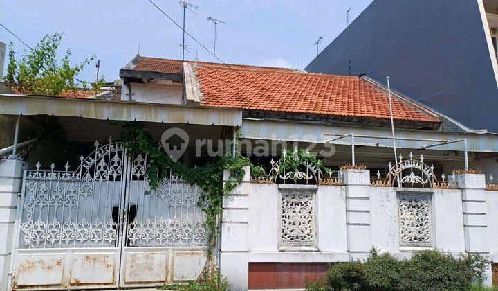 Rumah Lama Hitung Tanah Babatan Pantai Utara 1