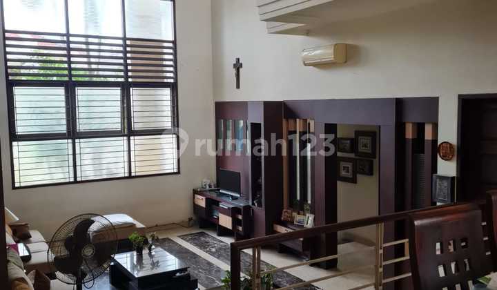 Dijual Rumah Mewah Raya Sutorejo Prima 2