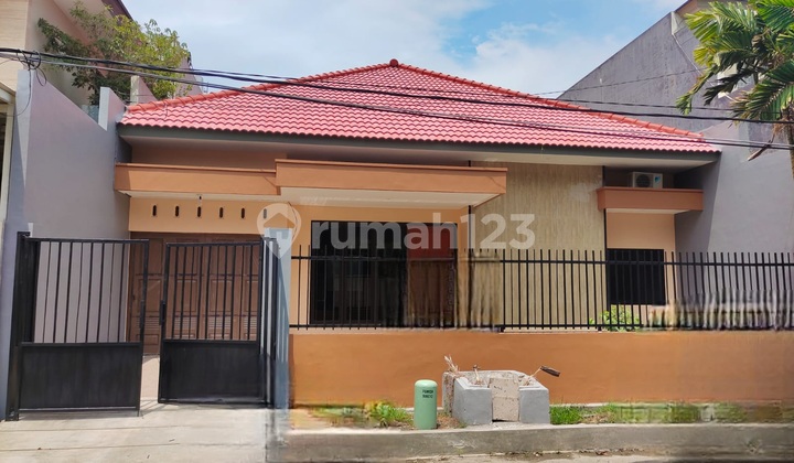 Dijual Rumah Baru Manyar Tirtomoyo