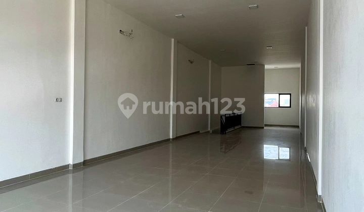 For Rent Brand New Shop House in Pucang Anom