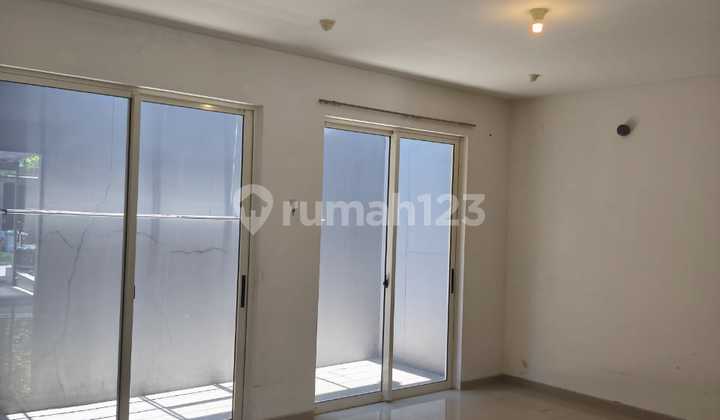 Jual/sewa Rumah 2lt Graha Natura 2