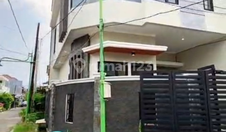 Dijual Rumah Baru Mulyosari