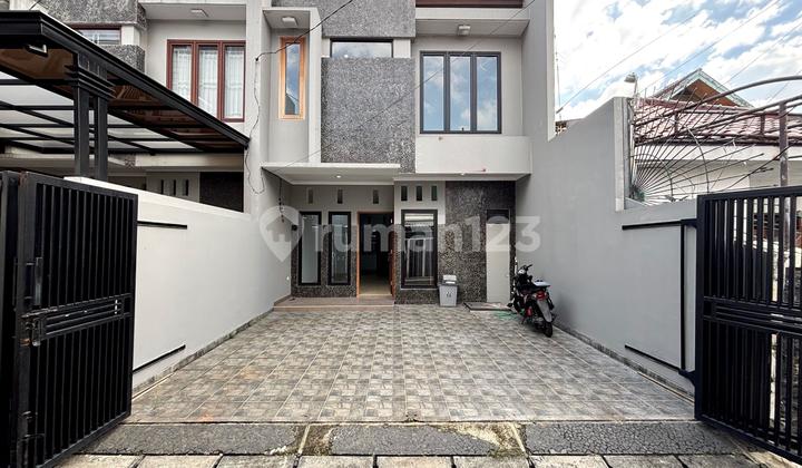 BRAND NEW HOUSE SIAP HUNI!!! LOKASI STRATEGIS AKSES JALAN 1 MOBIL DI AREA BISNIS DAN PUSAT KULINER TEBET 2