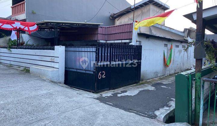 Dijual Rumah Siap Huni Posisi Hoek Jalan 2 Mobil Depan Rumah Dan Dekat Ke Jalan 3 Mobil Lokasi Strategis 2