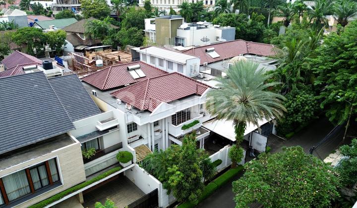 Rumah Mewah Dalam Komplek Di Area Prime Mega Kuningan Rumah Mewah Dalam Komplek Di Area Prime Mega Kuningan