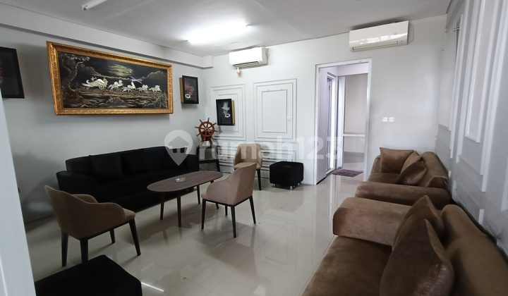 Premium, 3-Storey Ruko with Balcony, Unfurnished, Strategic Location, Easy Access on Jl. Sunset Road, South Denpasar. Premium, 3-Storey Ruko with Balcony, Unfurnished, Strategic Location, Easy Access on Jl. Sunset Road, South Denpasar.