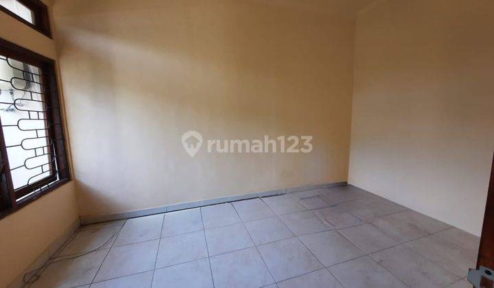 Rumah 1 Lantai Di Area Perumahan & Villa Daerah Kerobokan 2