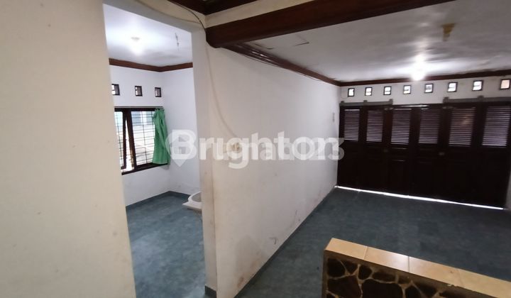 RUMAH BALKON 2 LANTAI STRATEGIS HANYA 750 METER DARI SIMPANG ENAM TEUKU UMAR 2