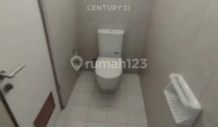 For Sale Ready-to-Occupy House in Lippo Cikarang Housing 2