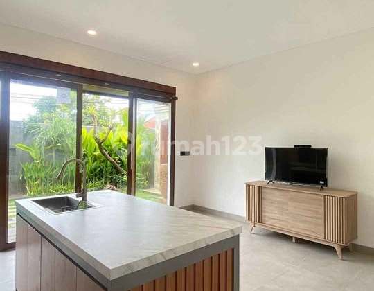 Modern 2 Bedroom Villa With Private Pool In Sanur (169V) 2