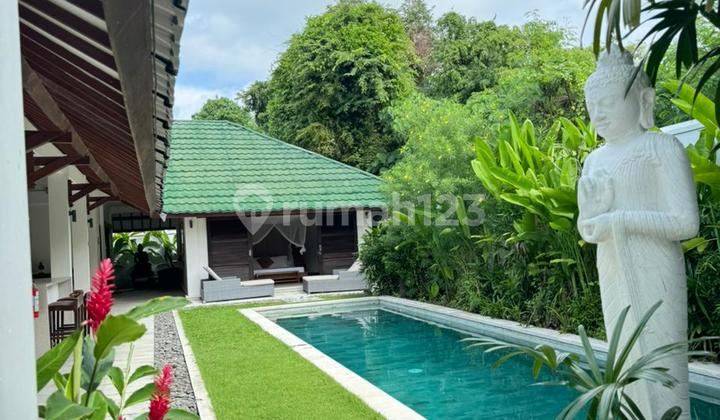 For Rent Complex of 3 Brand New Villas Umalas (312Vf3)