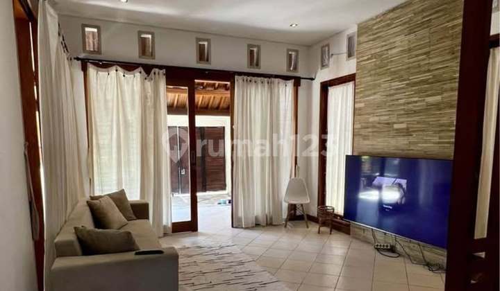 Sanur Villa for Rent – Large Parking, Gym, BBQ & More (94A1) Sanur Villa for Rent – Large Parking, Gym, BBQ & More (94A1)