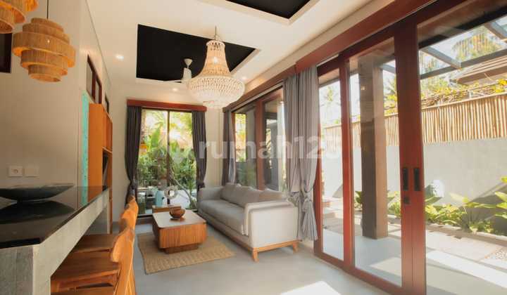 Beautiful Tropical 3 Bedroom Villa with Private Pool (220V) For Rent