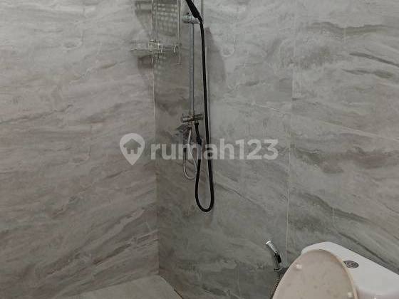 Disewakan Rumah di Perumahan Garden Land (138V) 2