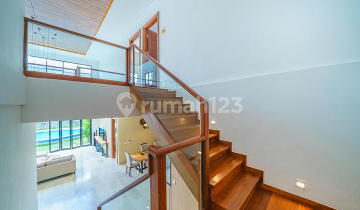 Freehold Luxury 4 Bedroom Villa Jalan Semer Kerobokan (215Vf2)