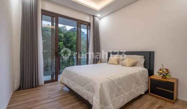 Luxury Freehold Villa Complex Near The Beach in Tabanan (300V)