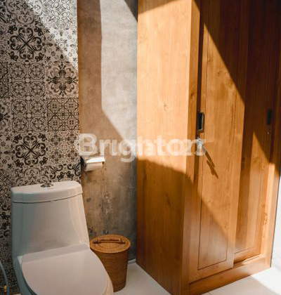 VILLA BARU VIEW SAWAH  LOKASI GIANYAR (TINI YQYF) 2