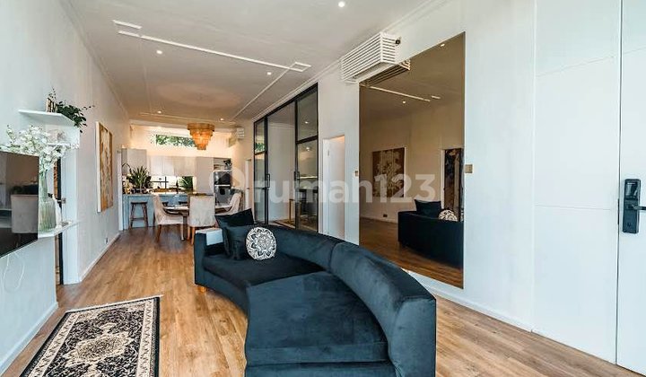 2 Bedroom House For Rent In Prime Berawa, Fully Furnished (235V)