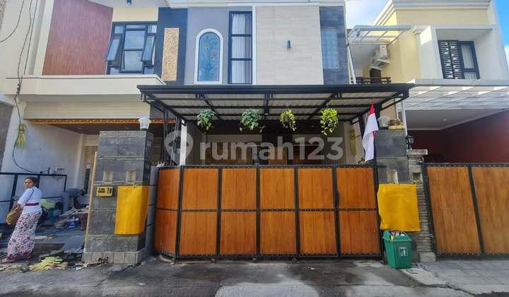 Disewakan Rumah Dua Lantai di Tukad Pakerisan, Panjer (115V)