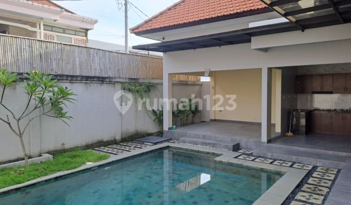 Modern 3-Bedroom Villa For Rent In Sanur - Prime Location (432V)